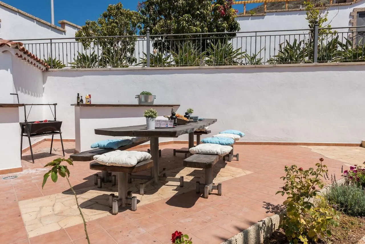 1 CHARMING VILLA Private Garden Pool, Bbq! Costa Adeje  Spanje